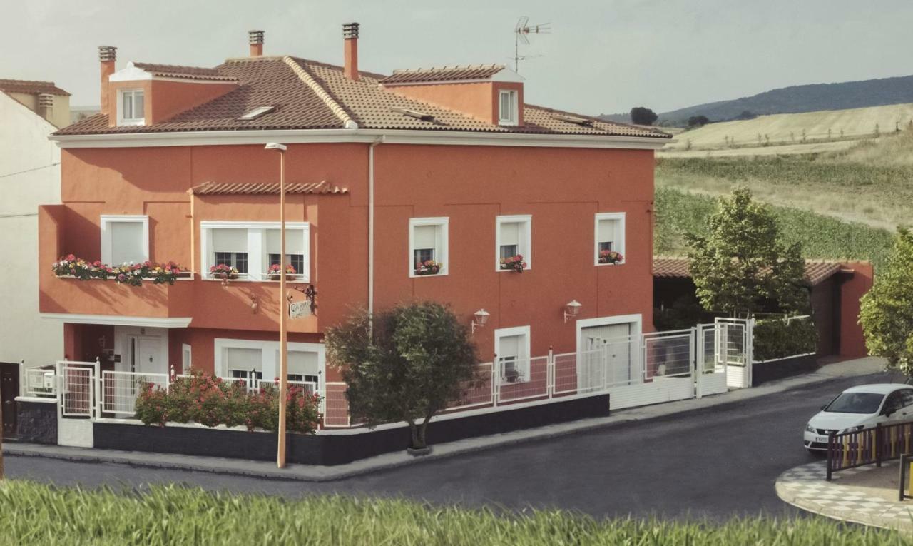 Apartamento 2 4/6 Pax Casa Rural El Sauce. A 2,5 Km De Cuenca Capital Nohales Eksteriør billede