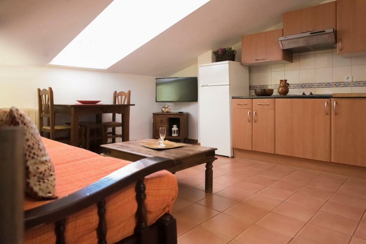 Apartamento 2 4/6 Pax Casa Rural El Sauce. A 2,5 Km De Cuenca Capital Nohales Eksteriør billede