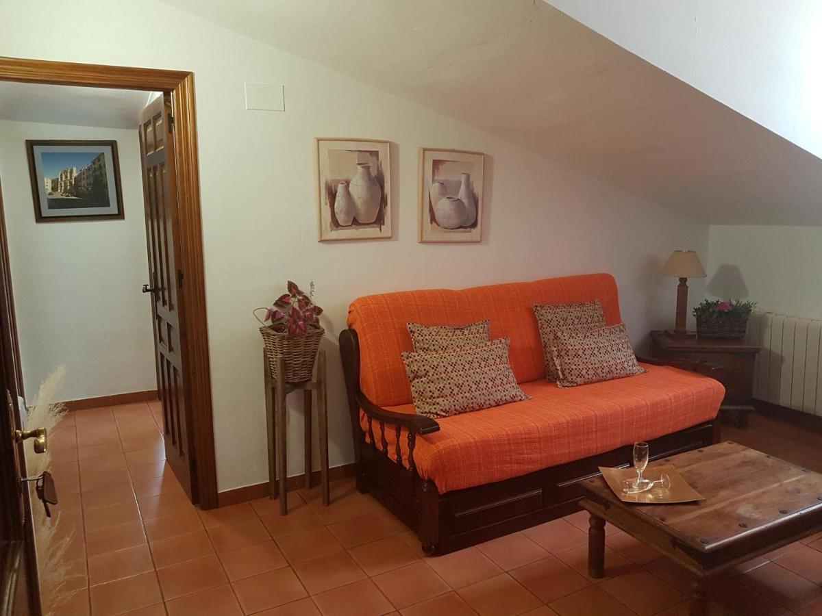 Apartamento 2 4/6 Pax Casa Rural El Sauce. A 2,5 Km De Cuenca Capital Nohales Eksteriør billede