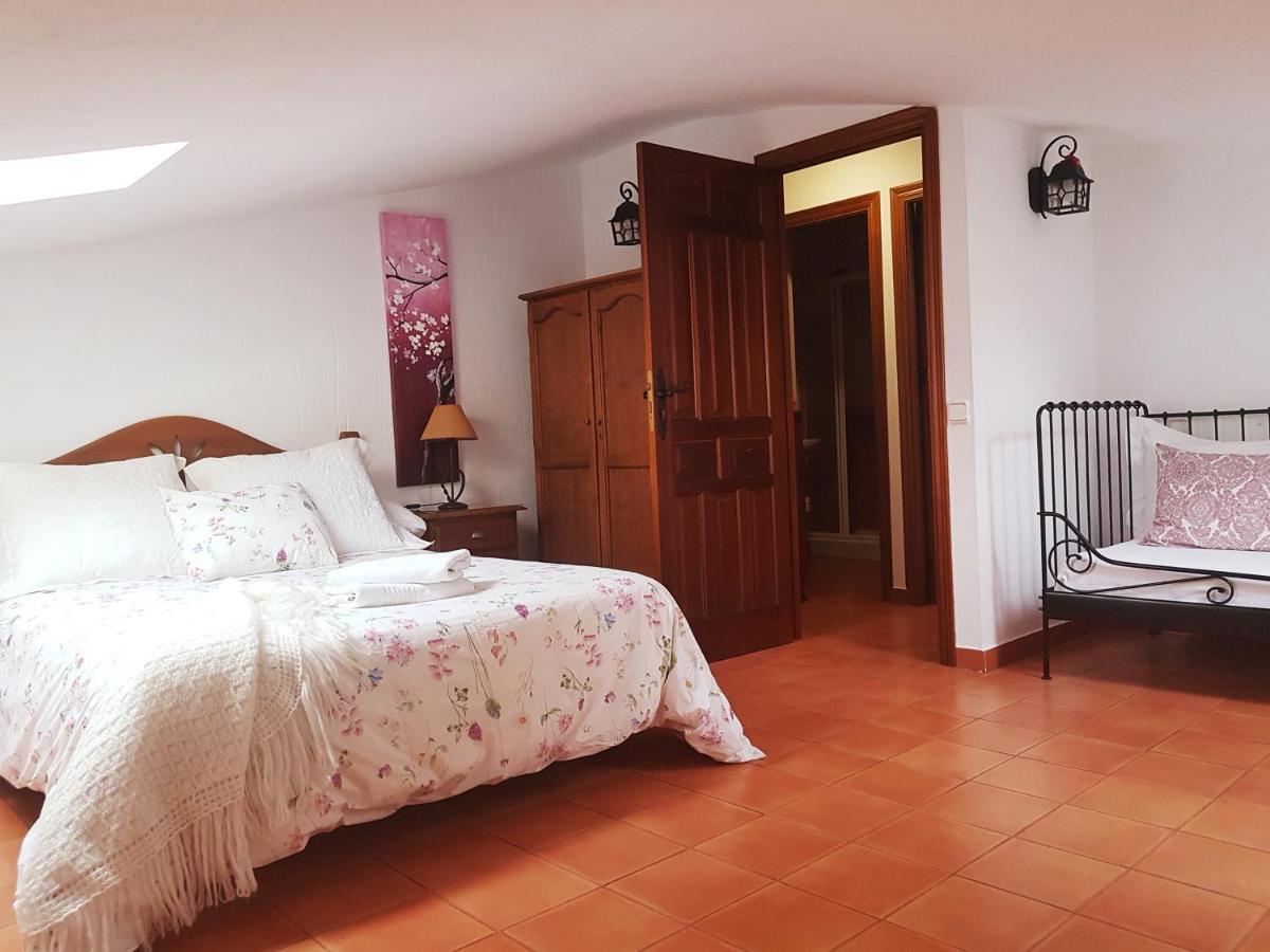 Apartamento 2 4/6 Pax Casa Rural El Sauce. A 2,5 Km De Cuenca Capital Nohales Eksteriør billede