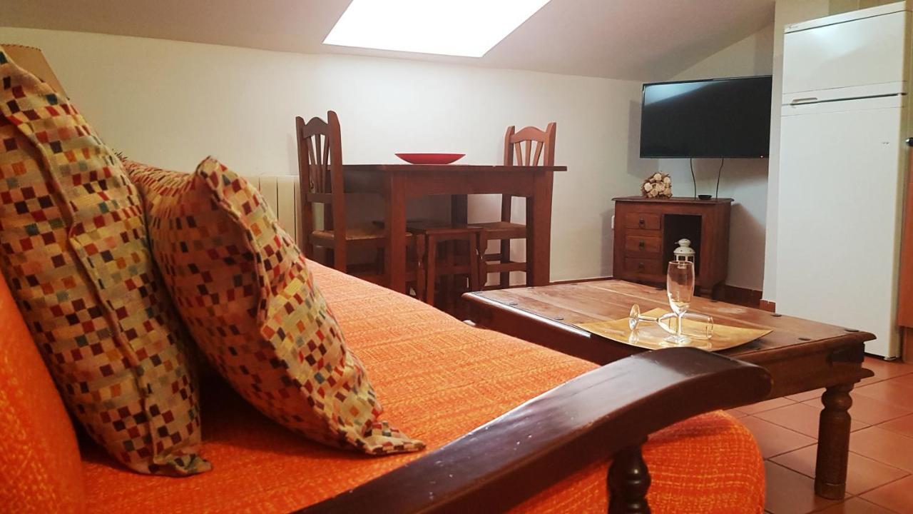 Apartamento 2 4/6 Pax Casa Rural El Sauce. A 2,5 Km De Cuenca Capital Nohales Eksteriør billede