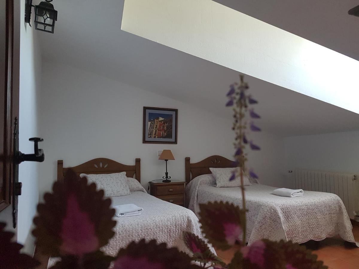 Apartamento 2 4/6 Pax Casa Rural El Sauce. A 2,5 Km De Cuenca Capital Nohales Eksteriør billede